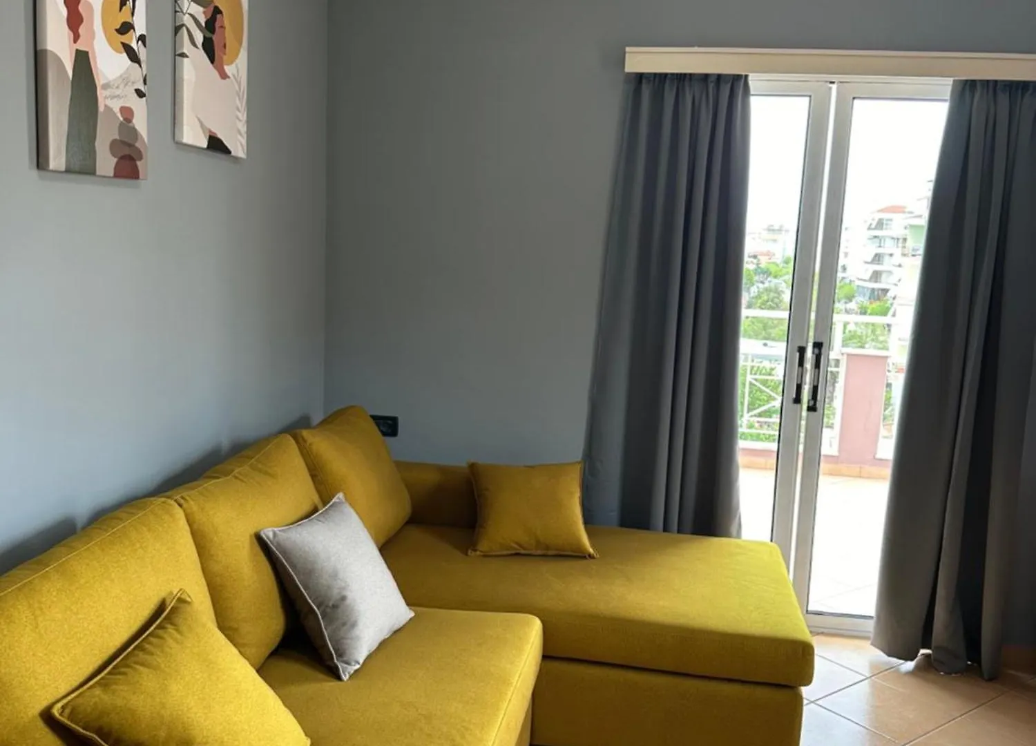 Olivias Apartments City Center Sarandë
