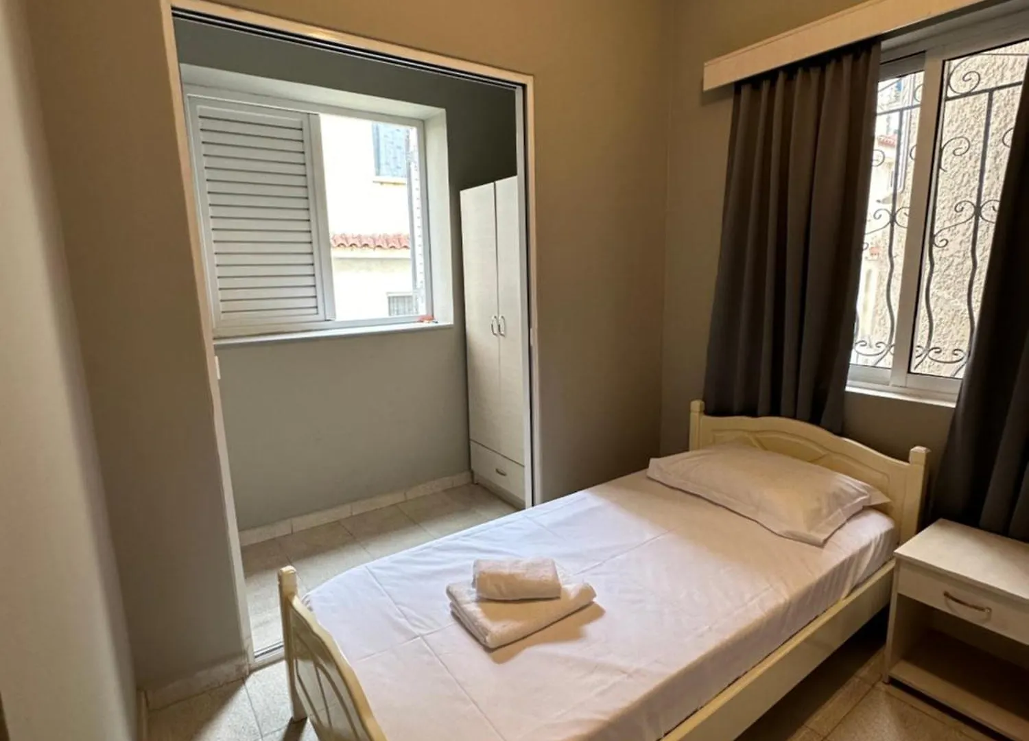 Olivias Apartments City Center Sarandë