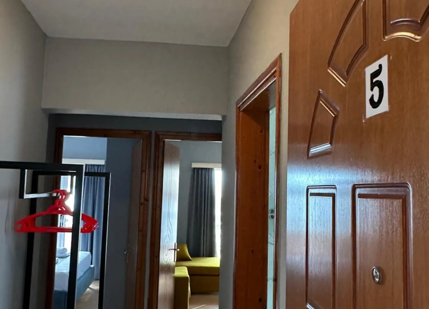 Olivias Apartments City Center Sarandë