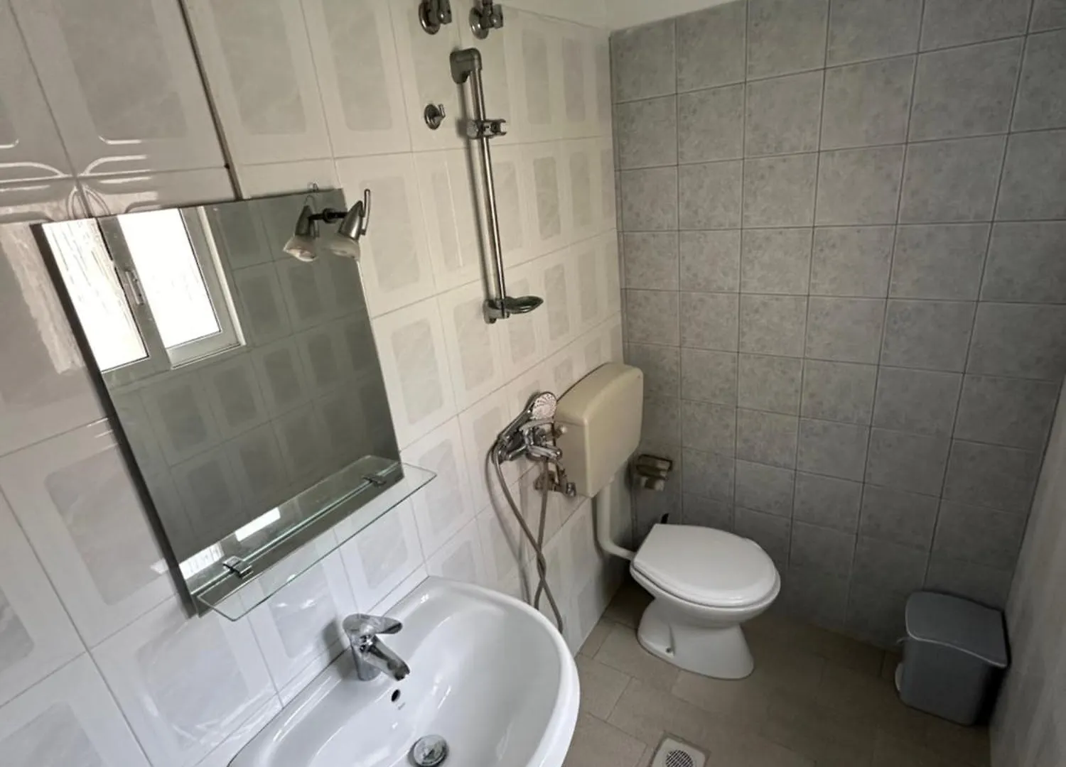 Olivias Apartments City Center Sarandë 阿尔巴尼亚